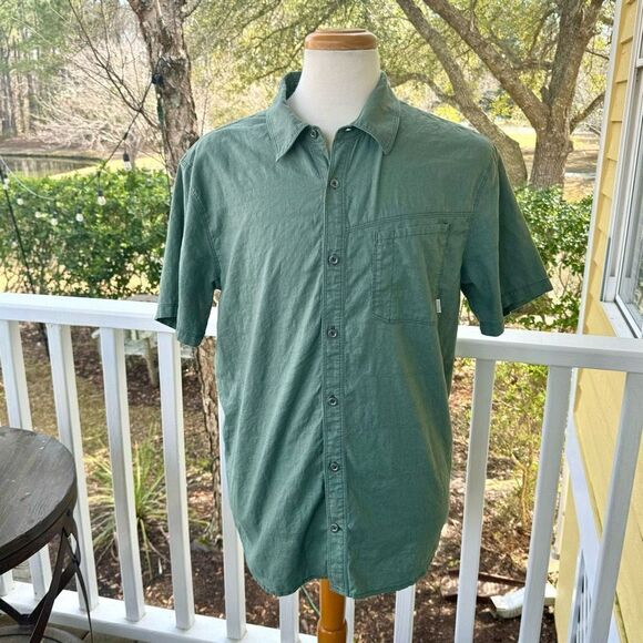 Outdoor Research Weisse Short Sleeve Button Up Shirt. Olive Green. Size XL. - Picture 8 of 8